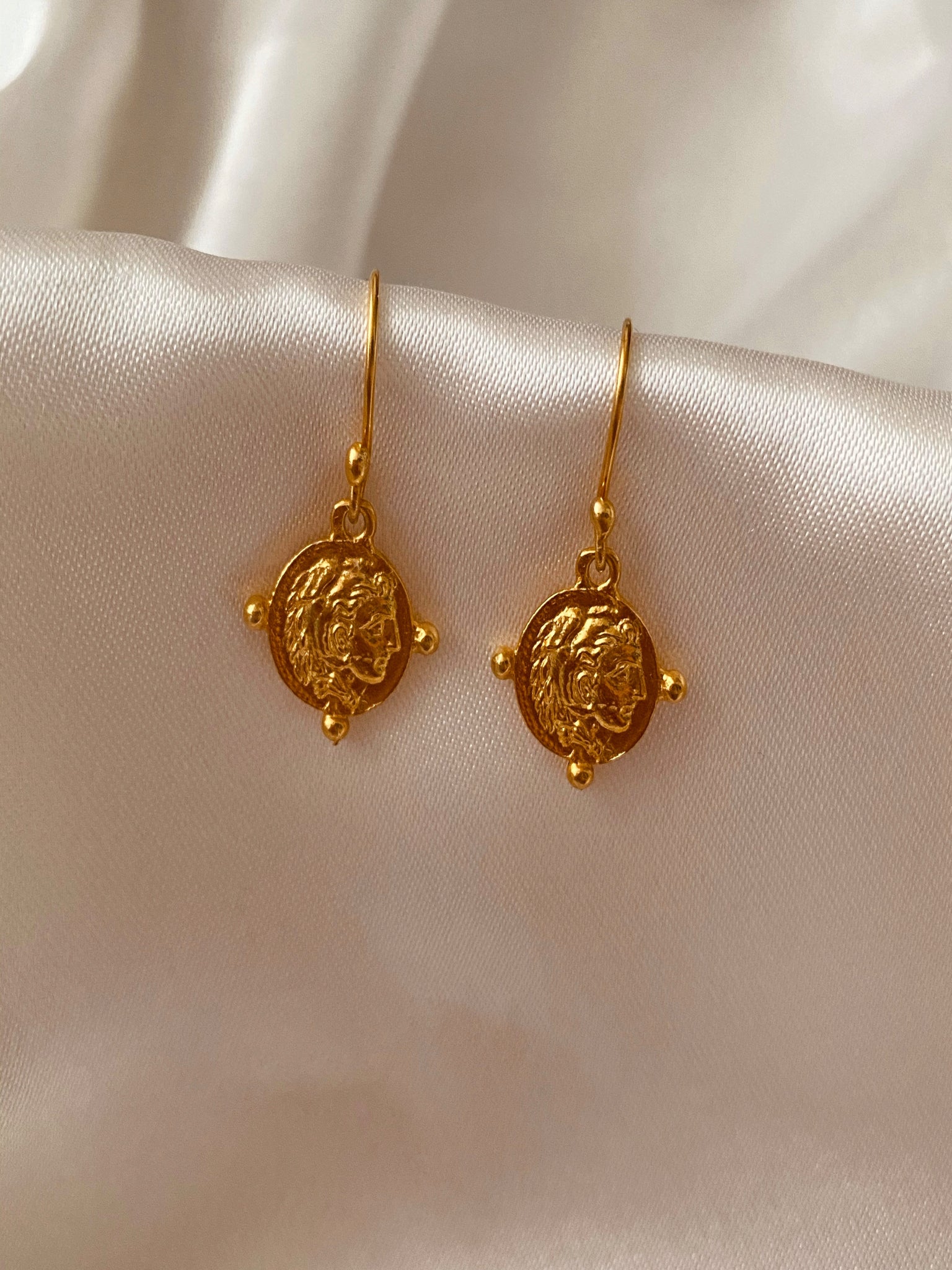 22K Gold Vintage Earrings